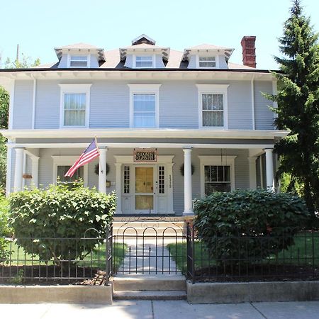 Looking Glass Inn Indianapolis Bagian luar foto