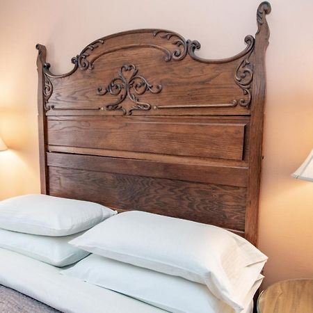 Looking Glass Inn Indianapolis Bagian luar foto