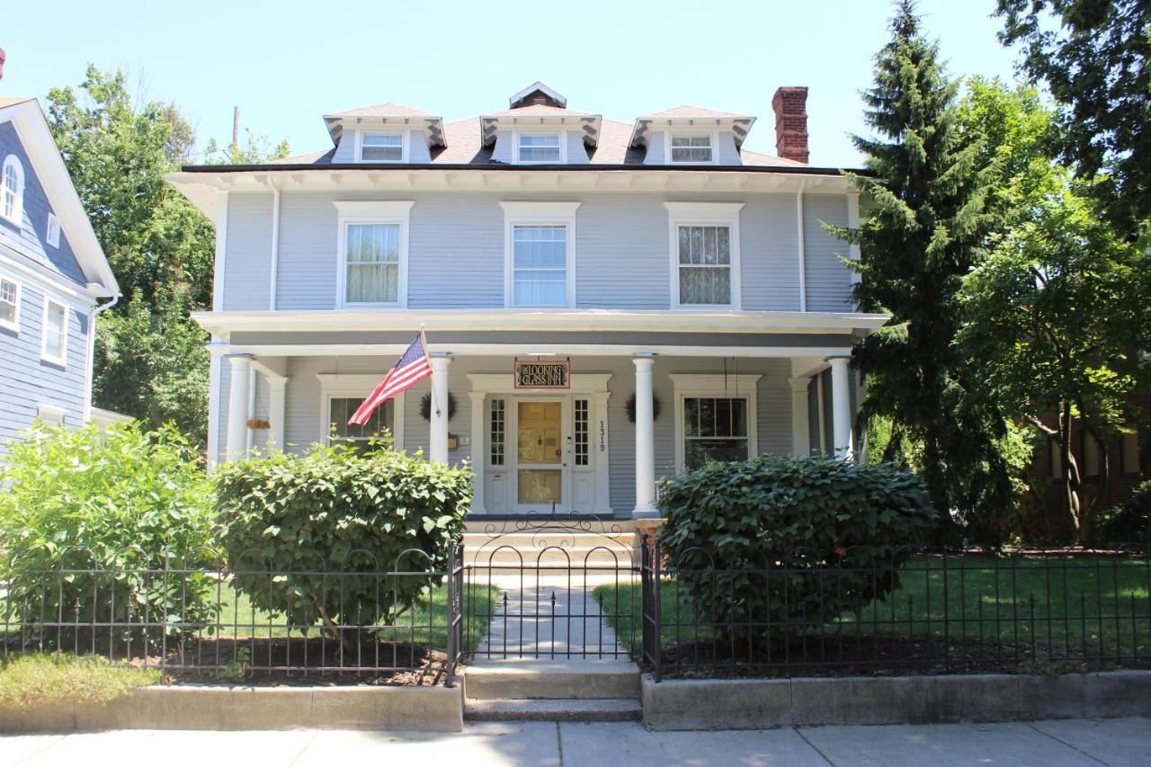 Looking Glass Inn Indianapolis Bagian luar foto